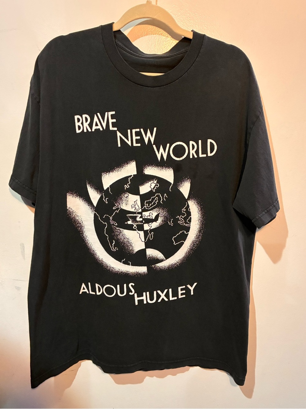 Vintage Brave New World Aldous Huxley Graphic Tee